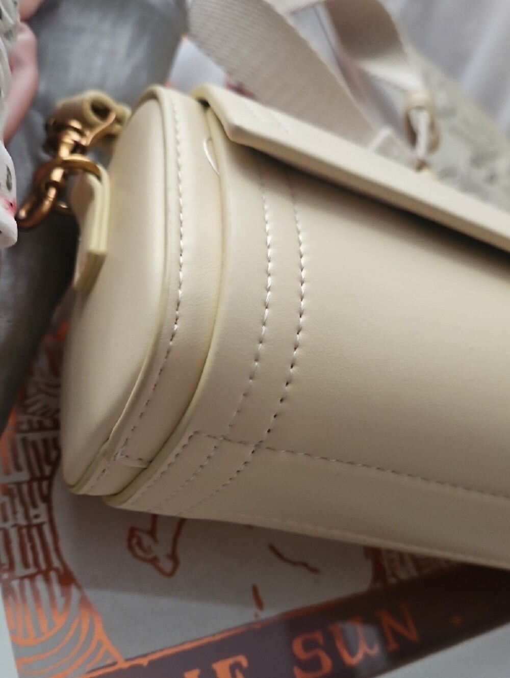 ZARA Crossbody Barrel Bag - Picture 2 of 8